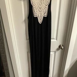 Merona maxi dress with crochet back